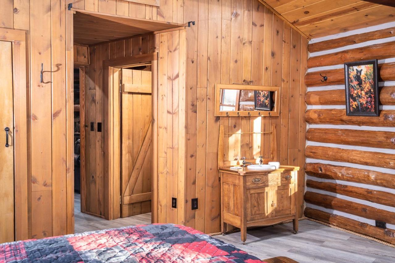 Buckhorn Hideaway By Stony Brook Cabins Gatlinburg Exterior photo